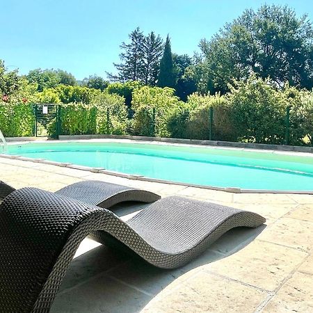 Rendez-Vous Avec Les Cigales - Gite 6 Personnes 100M2 - Piscine Privee - Climatisation 谢瓦布朗克 外观 照片
